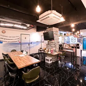 Гостевой дом Mama Haeundae, Пусан